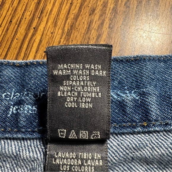 Liz Claiborne Classic Blue Denim Jeans. Size 14R - Picture 5 of 9